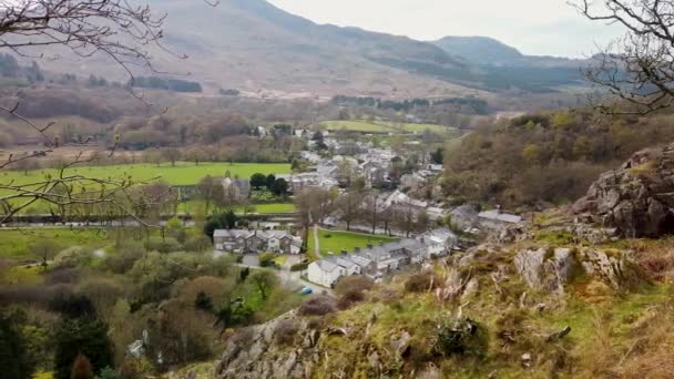 Village Beddgelert Aerial View Mountains Background Snowdonia North Wales — Wideo stockowe