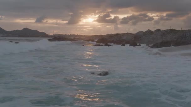 Zvýšený Výhled Pláž Při Západu Slunce — Stock video