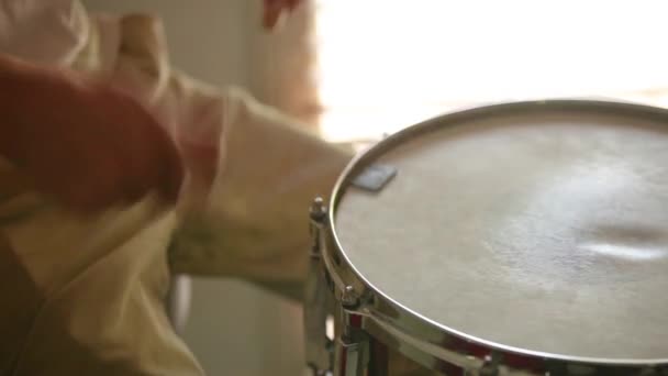 Drummer Playing Snare Drum Rudiments Perfecting His Technique — 비디오