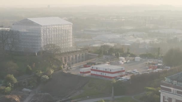 Vista Aérea Edificio Moderno Cima Una Colina Nottingham Nottinghamshire Reino — Vídeo de stock