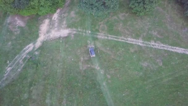 Aerial View Sports Utility Vehicle — Stockvideo