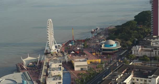 Perla Ferris Wheel Aerial Travelling Malecon Guayaquil City Ecuador — Stockvideo