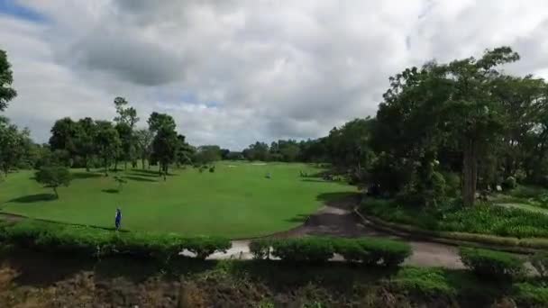 Aerial Wide Golf Course Sta Elena Golf Country Club Laguna — Stockvideo