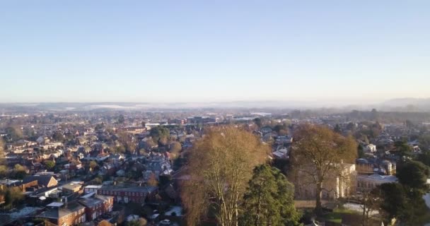 Wide Landscape Aerial Shot Buildings Covered Snow Mist — Vídeo de Stock