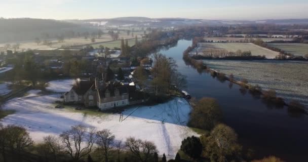 Aerial Footage River Thames Snowy Wintery Morning — Video Stock