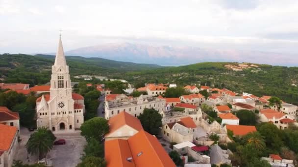 Aerial Drone Shot Church Sumartin Brac Island Croatia — Stockvideo
