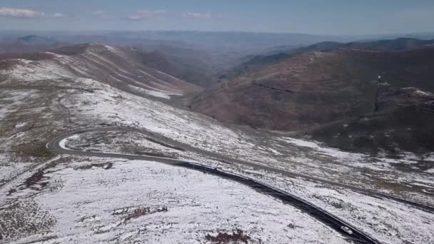 Aerials Snowy Landscape Lesotho Africa Snow Fall Africa Car Driving — Vídeos de Stock