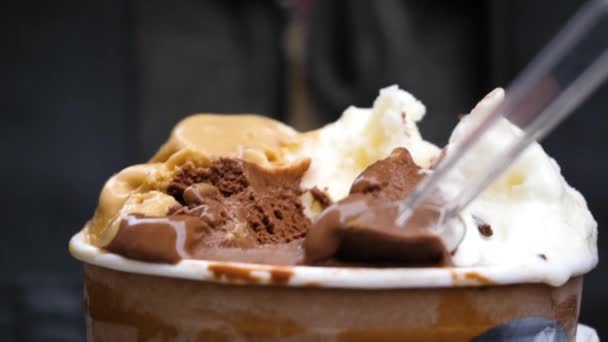 Person Eating Ice Cream Malta — Vídeo de stock