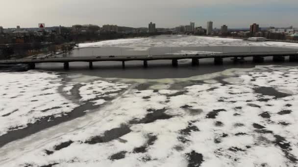 Beautiful Half Frozen River Charles River Boston Massachusetts — Wideo stockowe