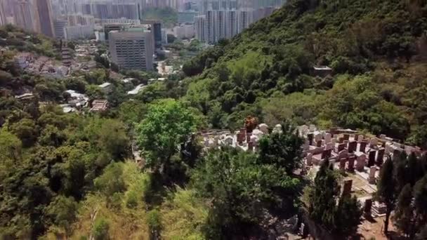 Aerial View Hong Kong Tao Fong Shan Christian Cemetery Hilltop — стоковое видео