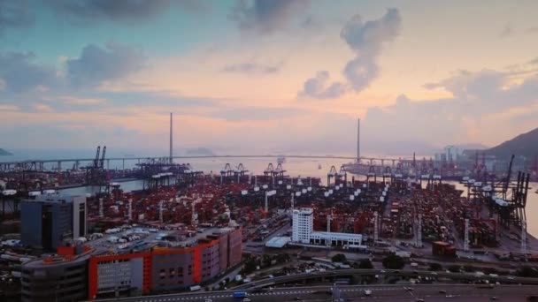 Aerial Sunset View Hong Kong Kwai Chung Container Terminal Highway — Vídeos de Stock