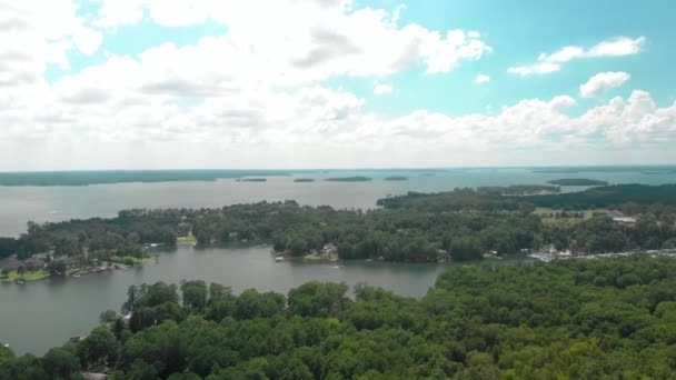 Boat Traveling Lake Columbia South Carolina — Αρχείο Βίντεο