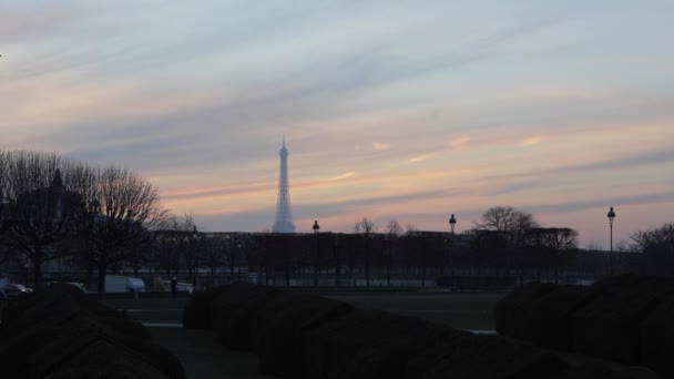 Time Lapse Eiffel Tower Paris France Sunset Silhouette Dark — Stockvideo