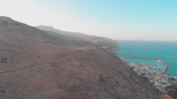 Drone Flying Mountain Small Greek Town — стокове відео