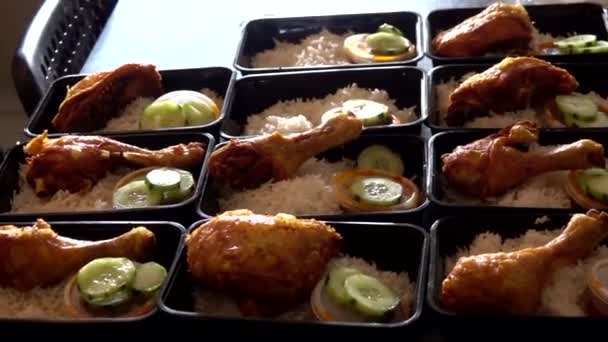 Row Nasi Lemak Chicken Roasted Lunch Boxes Container Selling Purpose — Stock video