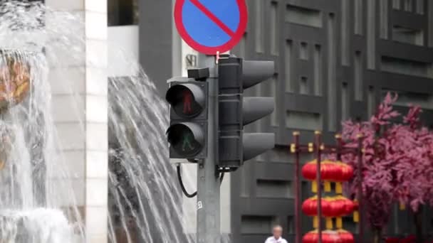 Pedestrian Crosswalk Sign Bukit Bintang Kuala Lumpur Malaysia Traffic Light — стокове відео