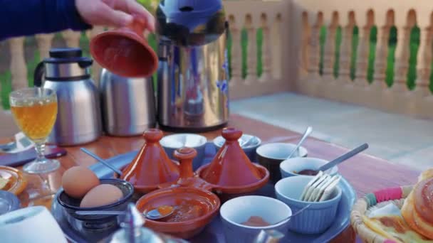 Woman Revealing Ingredients Traditional Moroccan Breakfast Close — Vídeos de Stock