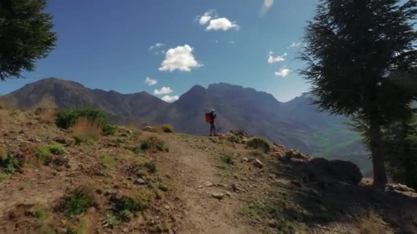 Backpacker Girl High Atlas Mountains Morocco Follow Shot — Stok video