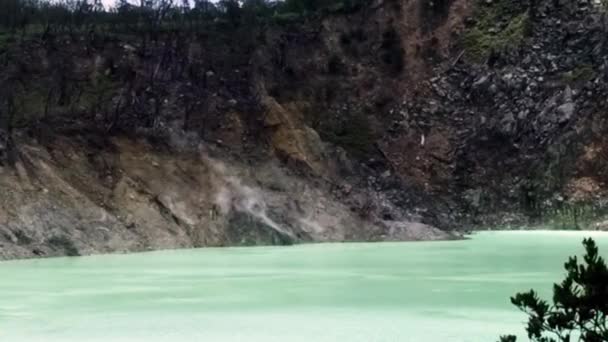 Smoke Volcanic Lake Kawah Putih Indonesia — Stockvideo