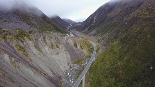 Aerial Moving Drone Shot Road Rocky Mountain Green Forest — Video