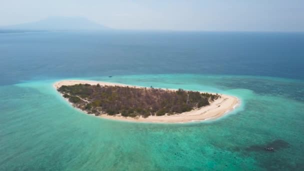 Drone Shot Orbiting Remote Java Island Tabuhan Bali Indonesia — Stok video