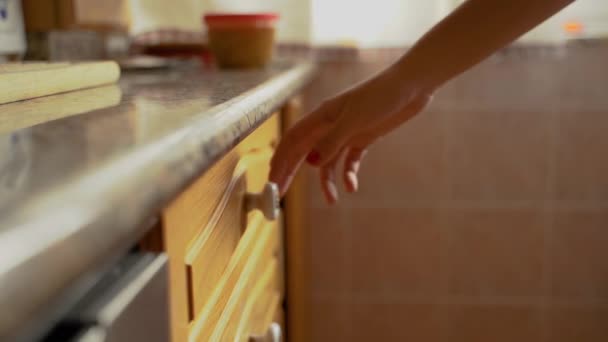 Hand Opening Kitchen Drawer Slow Motion Tracking — Vídeo de Stock