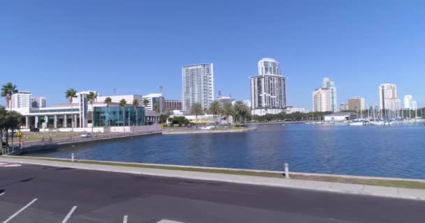 Aerial Video Luxury Waterfront Condominiums Petersburg Florida — ストック動画