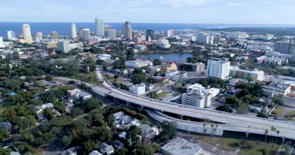 Aerial Video Downtown Petersburg Florida Looking South East 375 — Vídeos de Stock