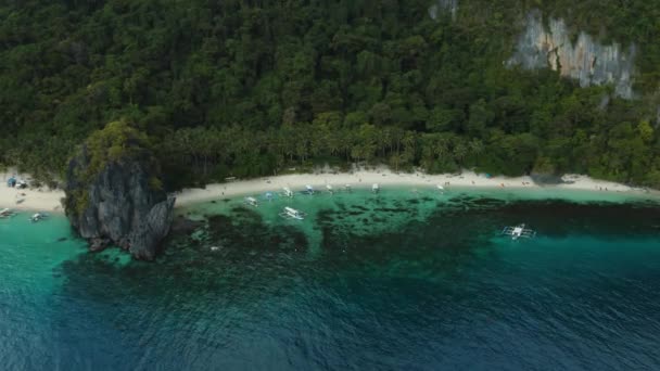 Aerial Seascape Beach Forest Boats Nido Palawan Philippines — 图库视频影像