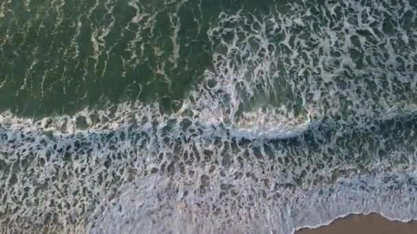 Waves Breaking Cleanly Beach Surf Spot White Horses Visible Wave — Vídeos de Stock