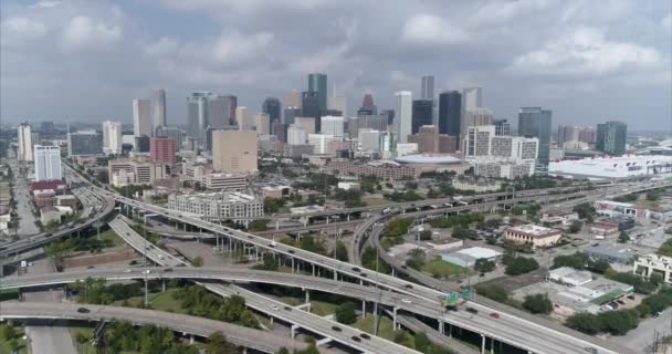 Video Aerial Downtown Houston Skyline Sunny Cloudy Day Video Filmed — Vídeo de stock