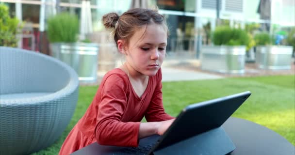 Young Girl Attempts Learn Remotely Her Laptop Distance Learning Due — Stok Video