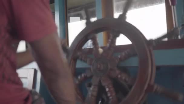 Close View Old Wooden Rudder Boat Being Moved Captain — Vídeo de stock