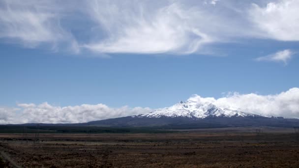 Широке Встановлення Знімків Гори Руапеху Оточенні Чудових Хмар Новій Зеландії — стокове відео
