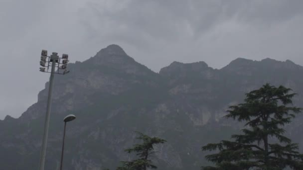 Italian Alps Riva Del Garda Rainy Day Cloudy Sky Beautiful — Stockvideo