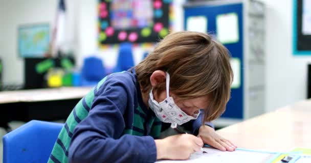 Children Return School Corona Virus Covid Pandemic Young Boy Wearing — ストック動画