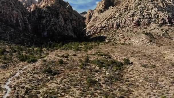 Aerial View Desert Mountains Red Rock Canyon Park Nevada — Stock video