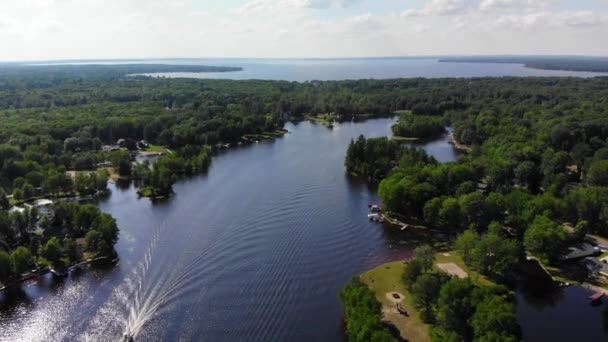 Aerial Views Two Beautiful Lakes Northern Michigan Summer — Wideo stockowe