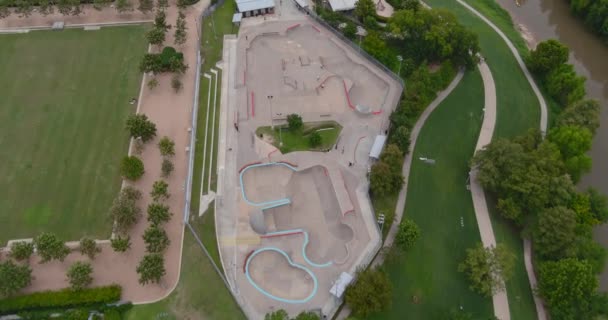 Birds Eye View Lee Joe Jamail Skatepark Downtown Houston Video — Video Stock