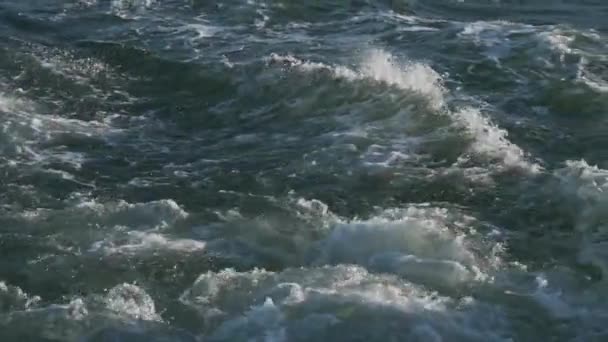 Close Slow Motion Restless Ocean Waves Sunny Day — Video Stock