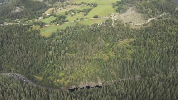 Foresta Norvegese Case Fiumi Strade — Video Stock