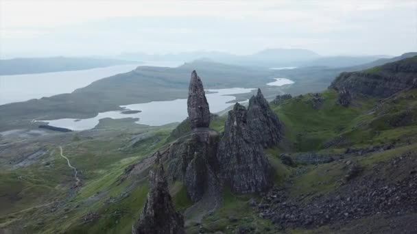 Lateral Movement Drone Shot Old Man Storr Rock Formations Isle — Stock video