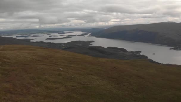 Advance Panoramic Drone Shot Loch Lomond National Park Scotland Green — стоковое видео