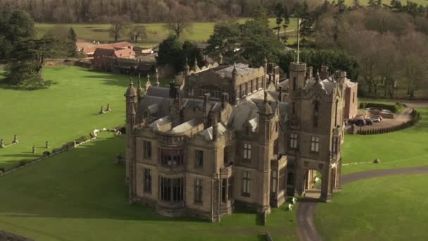 Parallax Drone Shot Castle Mansion Sunny Day — Video