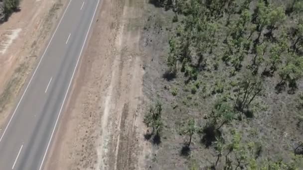 Aerial Moving Drone Shot Long Straight Highway Panning Horizon Northern — Stockvideo