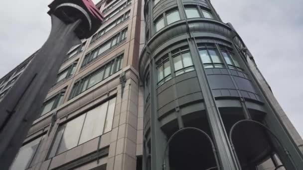 Close View Ground Modern Building Entrance City Centre London Capital — Stok video