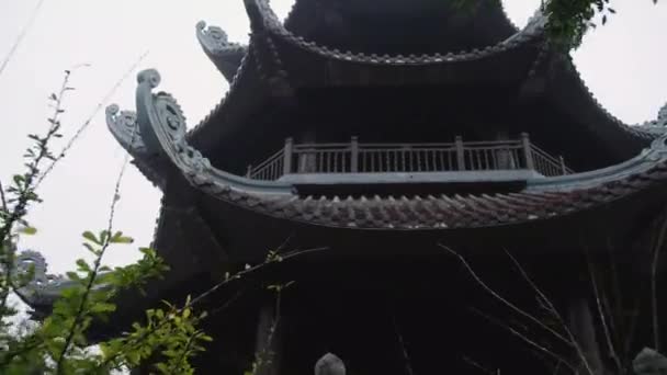 Bai Dinh Pagoda Spiritual Complex Biggest Temple Complex Trang Province – stockvideo