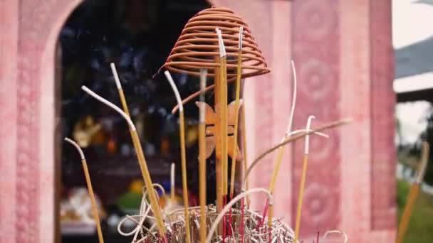 Burning Incense Sticks Buddhist Temple Tam Coc Vietnam Orbiting Shot — Stock video