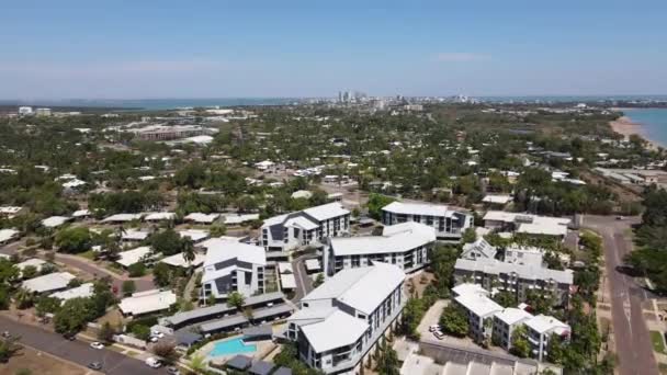 Wolno Poruszające Się Zdjęcia Lotnicze Dronów Fannie Bay Darwin Skyline — Wideo stockowe
