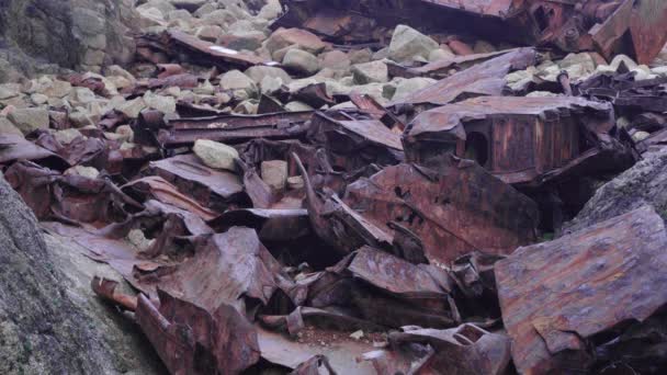 Debris Wrecked Rms Mulheim Ship Rocky Coast Mayon Cliff Cornwall — Stockvideo